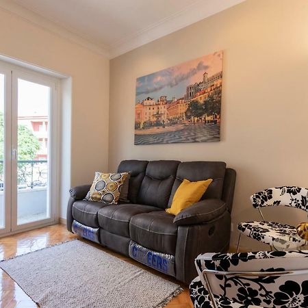 Like-Home-T3 Apt-Campolide, Near Amoreiras Mall Lisbon Bagian luar foto